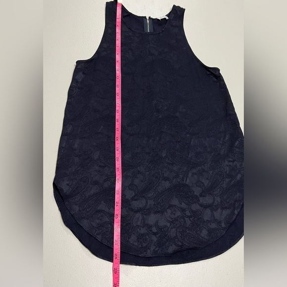 Aritzia Wilfred Paisley Sleeveless Back Zip Top in Navy Blue - Picture 8 of 9